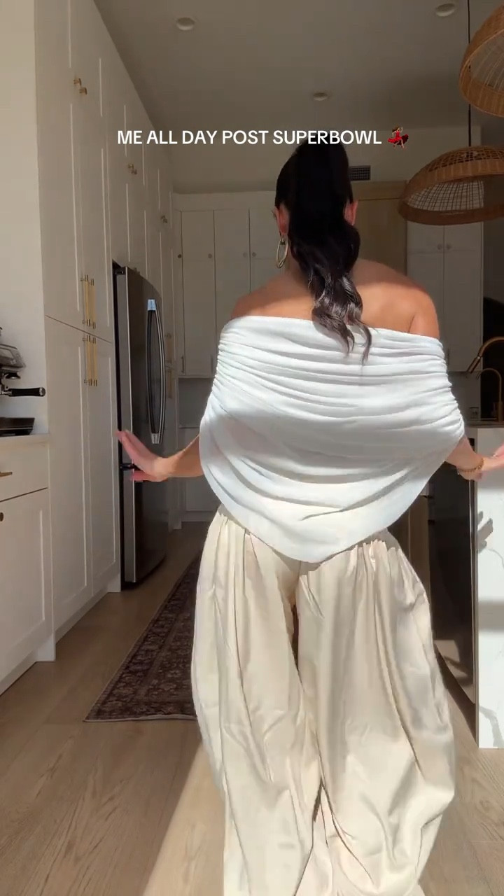 Still on a Benito high 💃🏽 sharing outfit details!
Amazon top size XS
Shein pants size small
Amazon accessories 



#LTKdayinmylife #LTKootd #LTKSeasonal