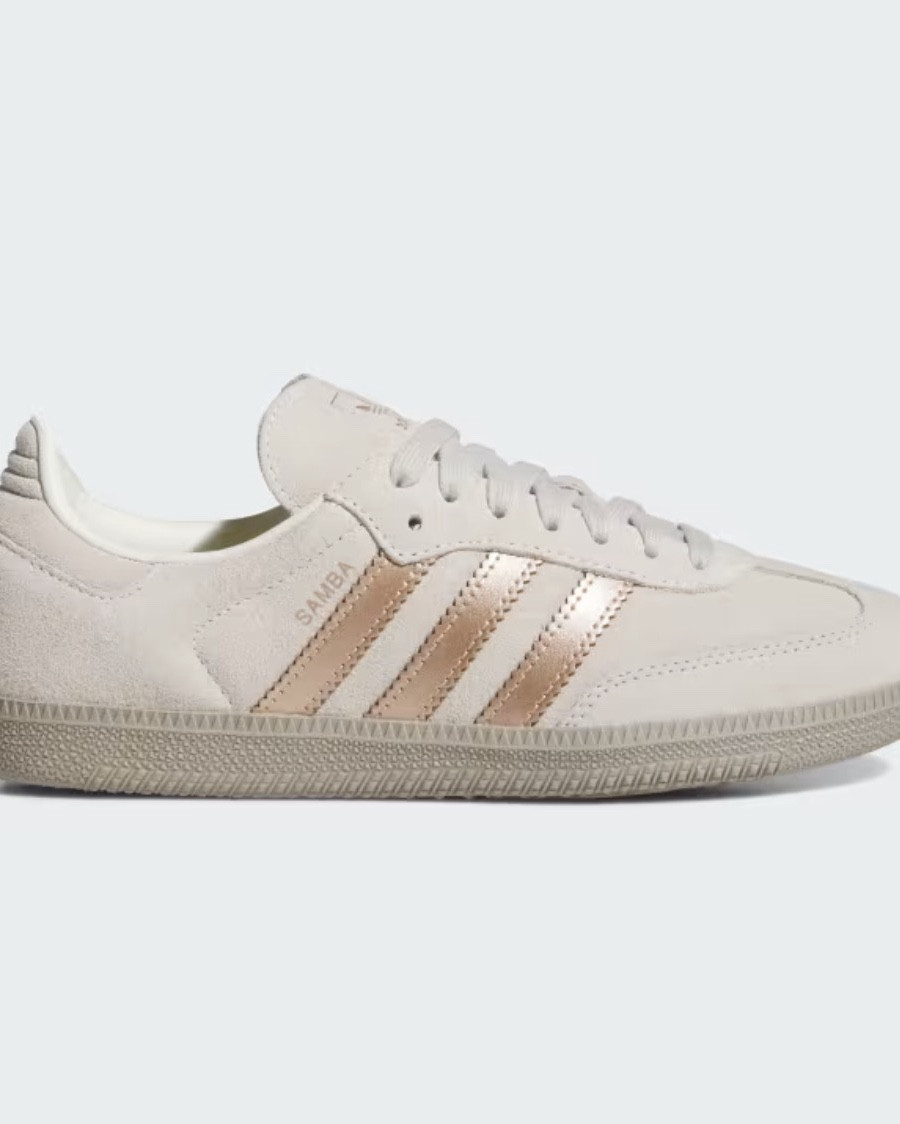 #shoecam

#LTKWorkwear #LTKStyleTip #LTKMidsize