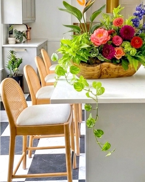 kitchen stools that actually get used all day…

comfortable, easy to clean, and still elevate the whole space 🖤

linked here 🖤 #amazonfinds #kitchenstools 


#LTKHome #LTKdayinmylife