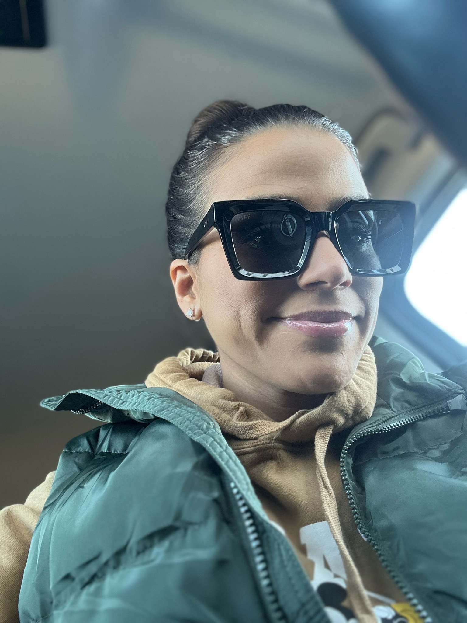 My diff sunglasses are 50% off! I just ordered a few days ago and they shipped fast! These are the madi Nelson line. I also love the Gia tortoise grey ones! I’ll link those too!
// gift for her // last minute gift // 

#LTKsalealert #LTKHoliday #LTKGiftGuide