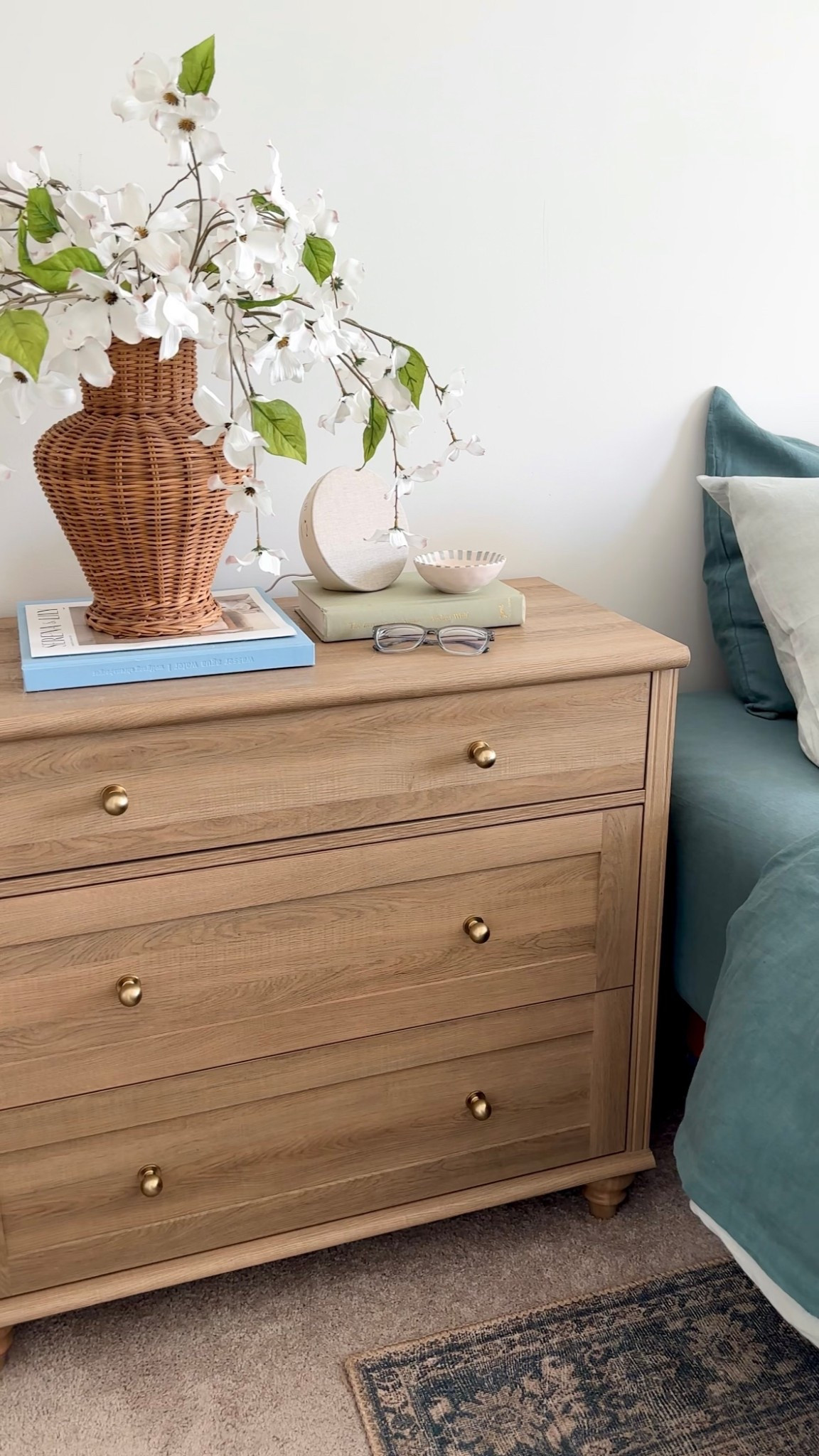 my oversized nightstand with new knobs! all linked for you :)

nightstand, bedside table, bedroom furniture, bedroom makeover, knobs, dresser, small dresser, cozy bedroom , cozy bedding, coastal cottage, home decor 

#LTKFindsUnder100 #LTKHome #LTKFindsUnder50
