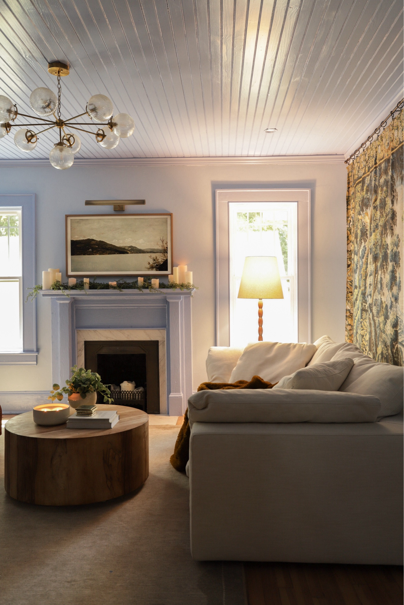 #ad I’ve linked the @loweshomeimprovement products used to improve the color of my family room including #hgtvhomebysherwinwilliams Infinity - My new favorite new paint known for it’s  durability and efficiency! #lowespartner