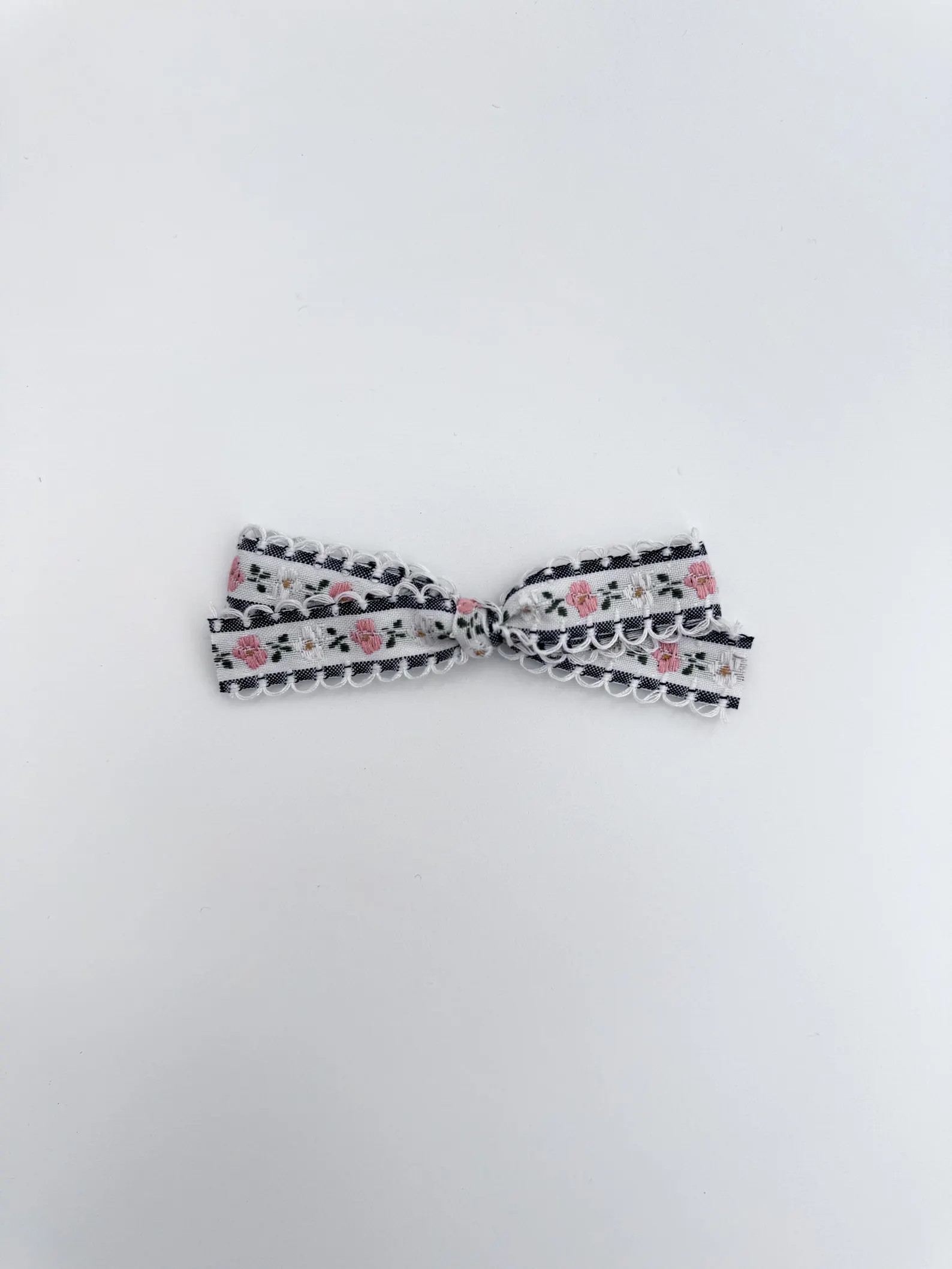 Pink Floral Vintage Bow - Etsy | Etsy (US)