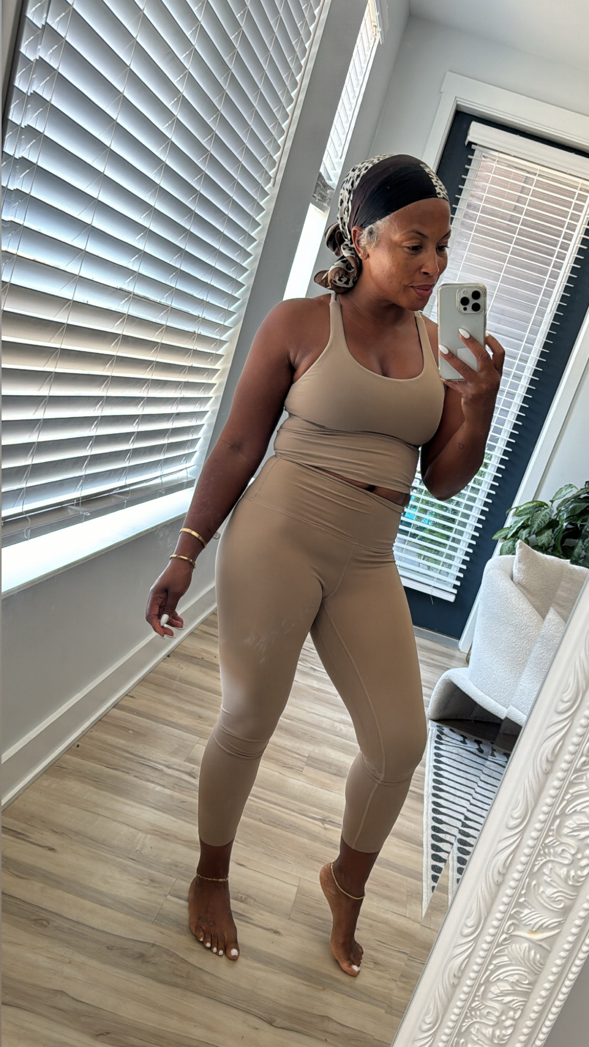 Headed to hot Pilates! And for the record this is one of the softest workout sets! 10/10 Get every color 😜

5’2 | 148 lbs | wearing a small | high waist 

#LTKFitness #LTKHome #LTKOver40