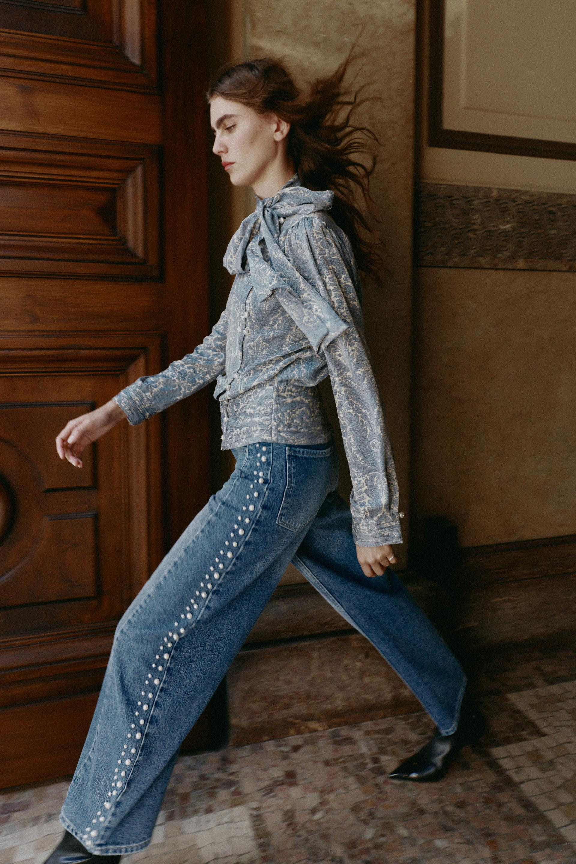 Z1975 HIGH-RISE BARREL JEANS WITH PEARLS | Zara US