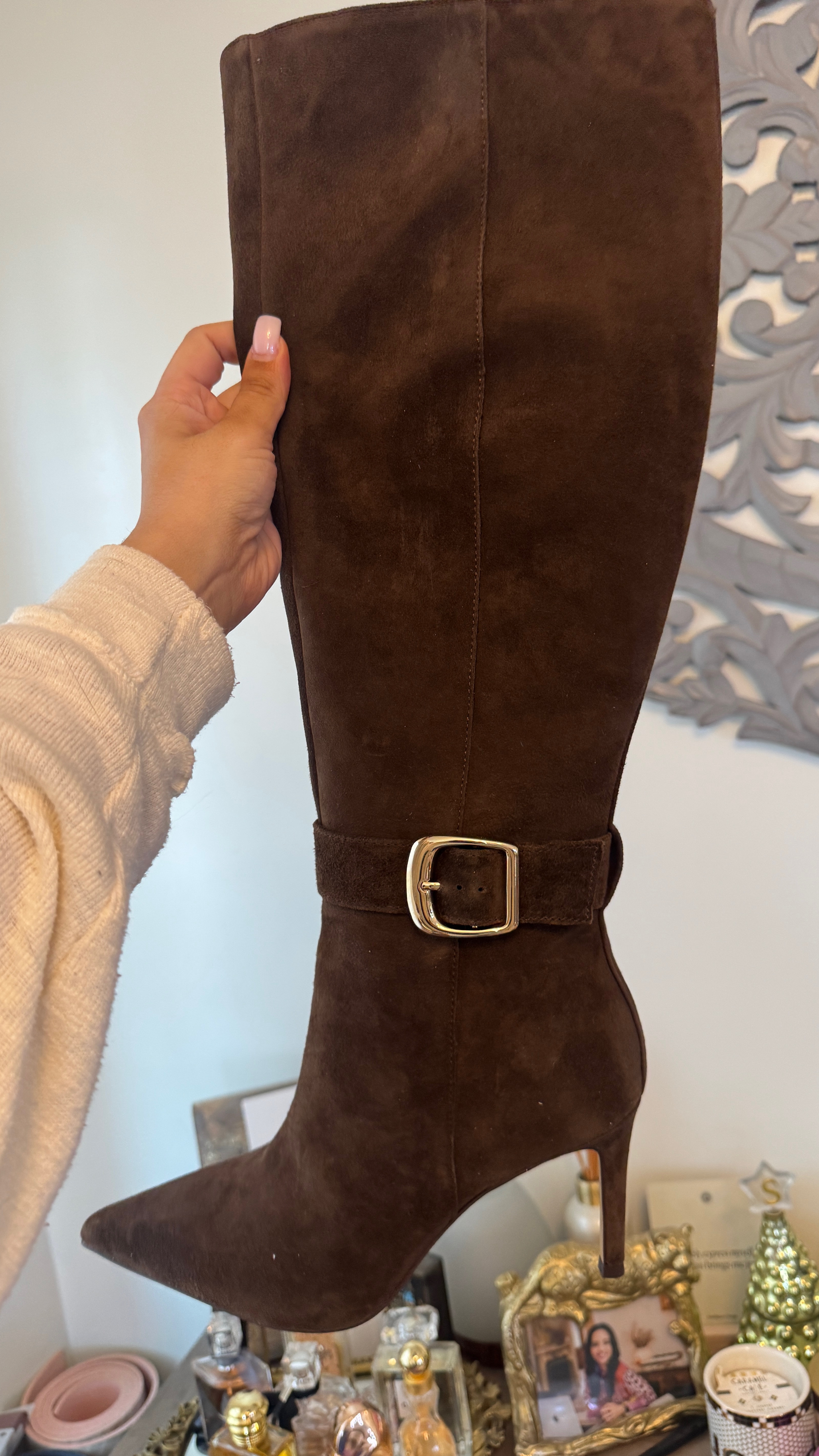The quality of these suede boots are unmatched!! 10/10 recommend they are cozy and no breaking in needed! 🫰🏽🤎

#LTKSaleAlert #LTKShoeCrush #LTKMostLoved