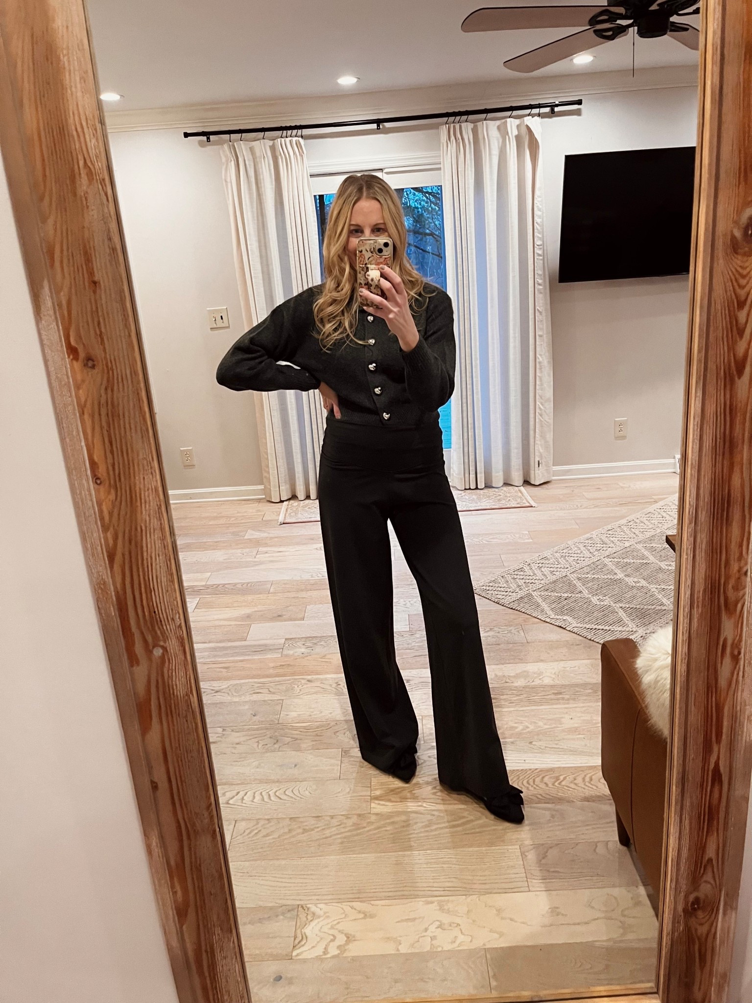 Teacher mama approved 💕 Obsessed with these cute Old Navy trousers and heart-button Target cardigan—such a fun Valentine’s Day work fit on a budget! 

#teacherstyle #budgetfashion #valentineslook


#LTKootd #LTKmomlife #LTKFindsUnder50