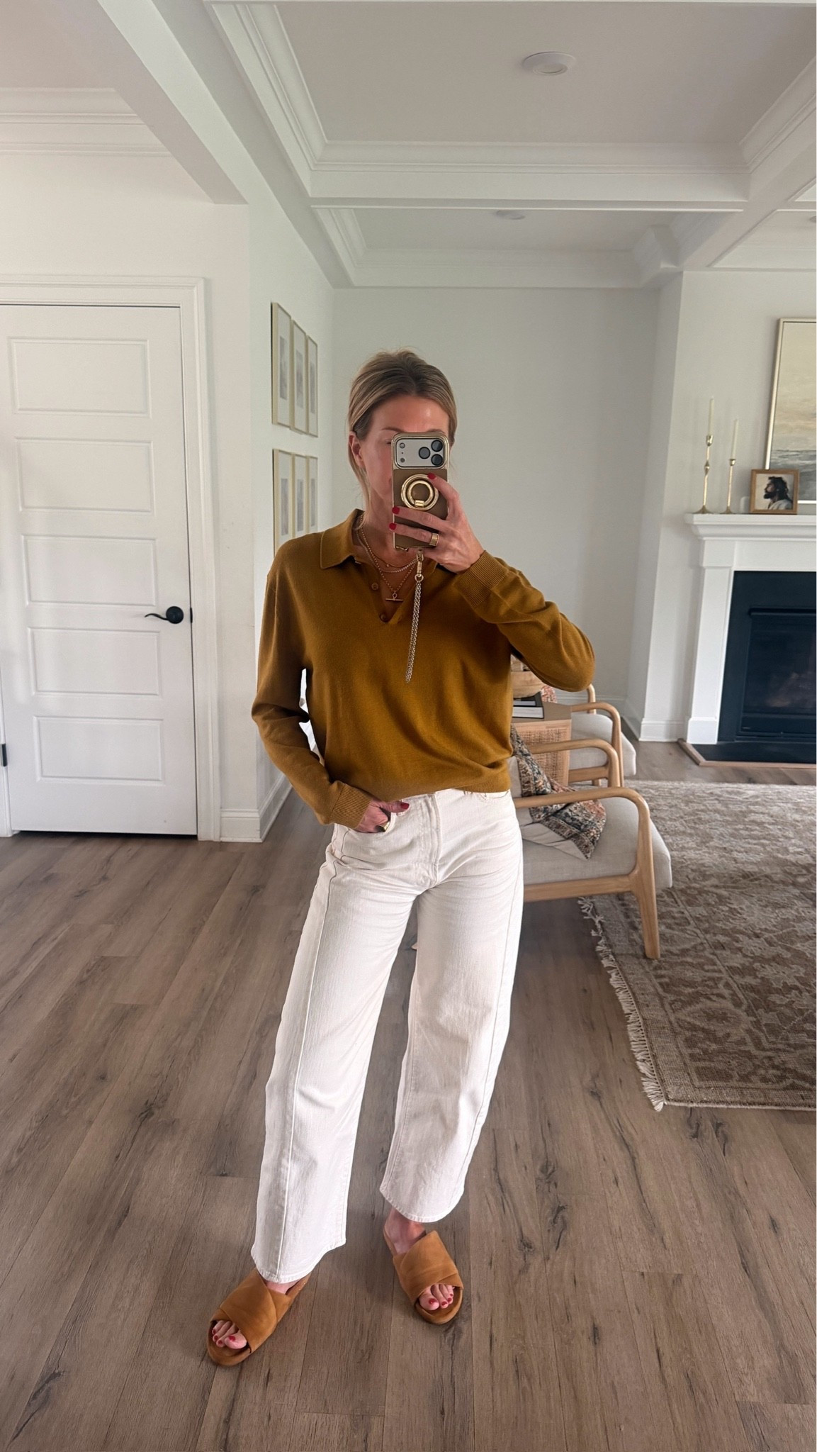 Casual mom outfit!

#LTKootd #LTKgrwm #LTKSeasonal