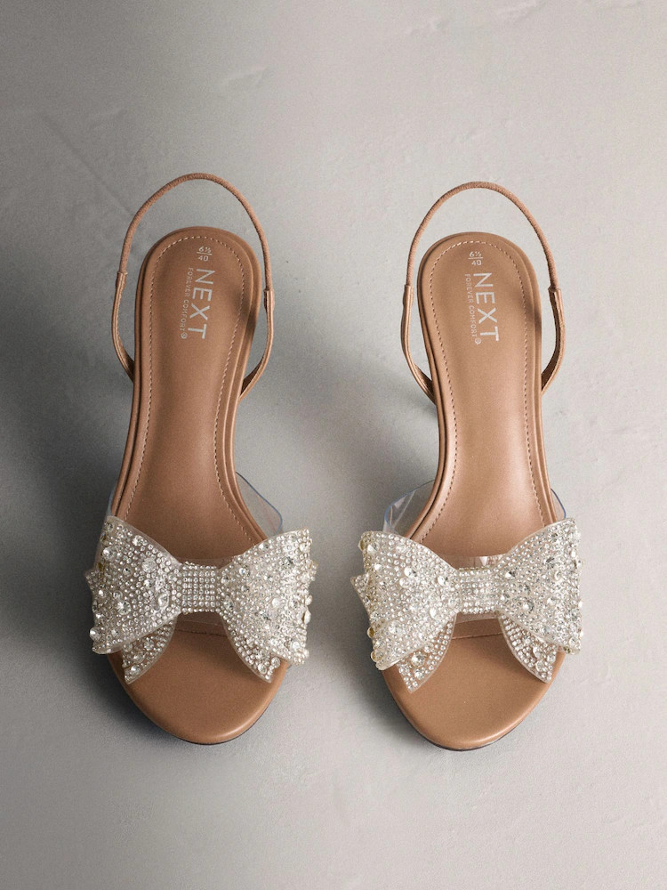 Neutral/Silber - Forever Comfort® Round Toe Vinyl Slingback Jeweled Bow Heels | Next EU