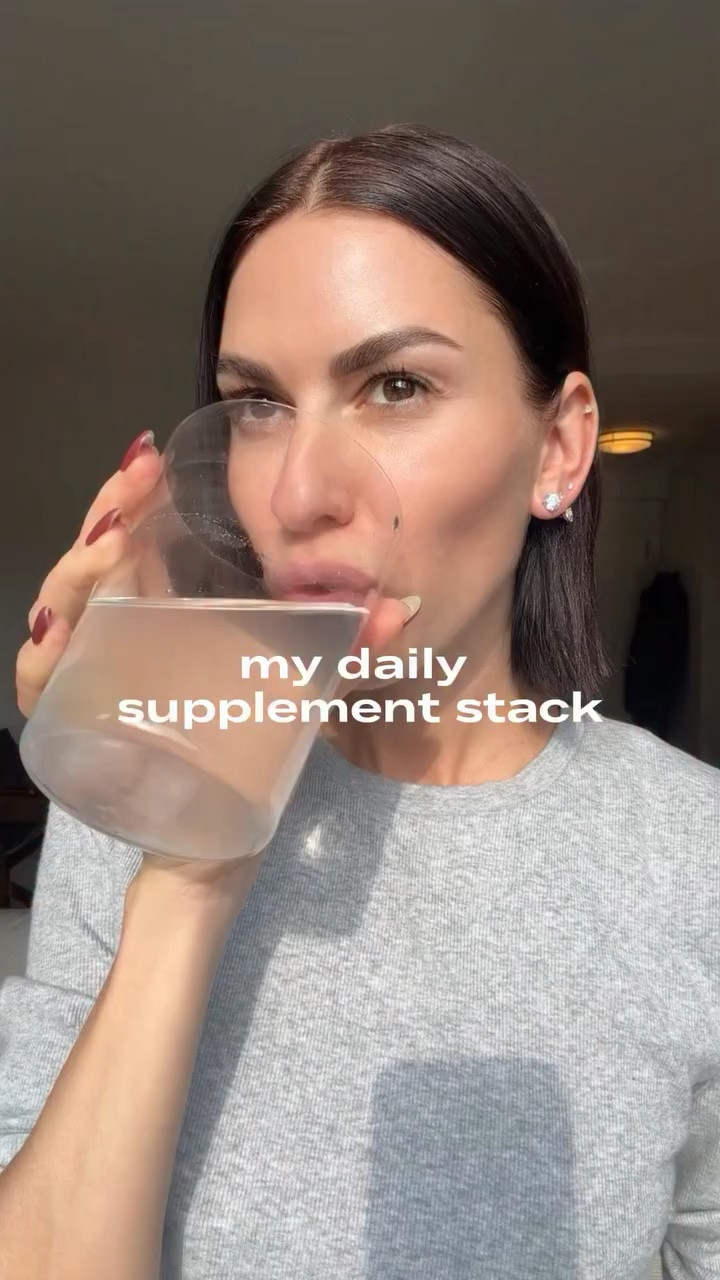 This is my current stack —
the few things I come back to every day.

Energy feels more stable, recovery is easier,
and sleep is finally deep.


#LTKmorningroutine #LTKActive #LTKselfcare