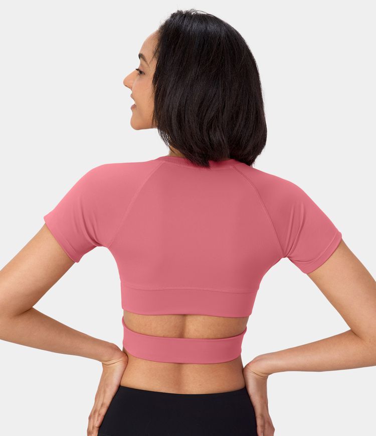 Cloudful™ Fabric Crossover Hem Cut Out Cropped Sports Top | HALARA