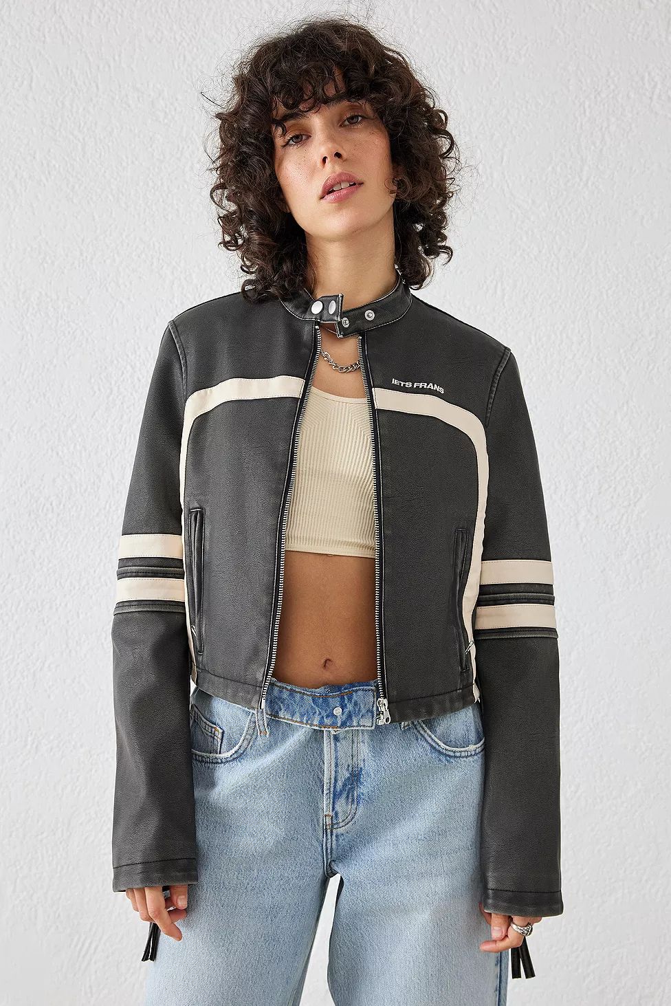 iets frans... Jessy Faux Leather Cropped Motocross Jacket | Urban Outfitters (EU)