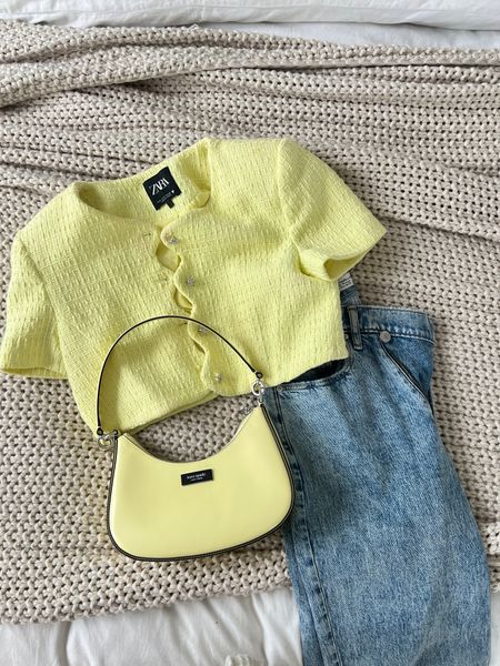 Nothing says summer outfit like a pop of yellow. Jeans from Abercrombie have not let me down. This top from Zara was a great find but found something similar for you! 