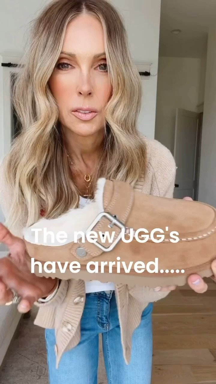 This year’s viral UGGs are already having a moment, which means I would NOT wait until December to start looking for them. If these are on someone’s Christmas list, buy them now while you can still find their size and color. Future-you will be very happy you did. Linked in LTK!