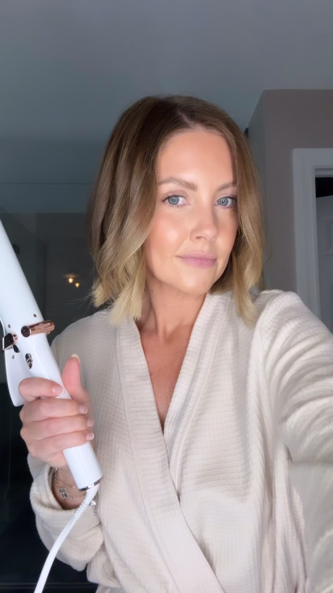 1.5” curling iron / short hair 

#LTKBeauty #LTKOver40 #LTKgrwm