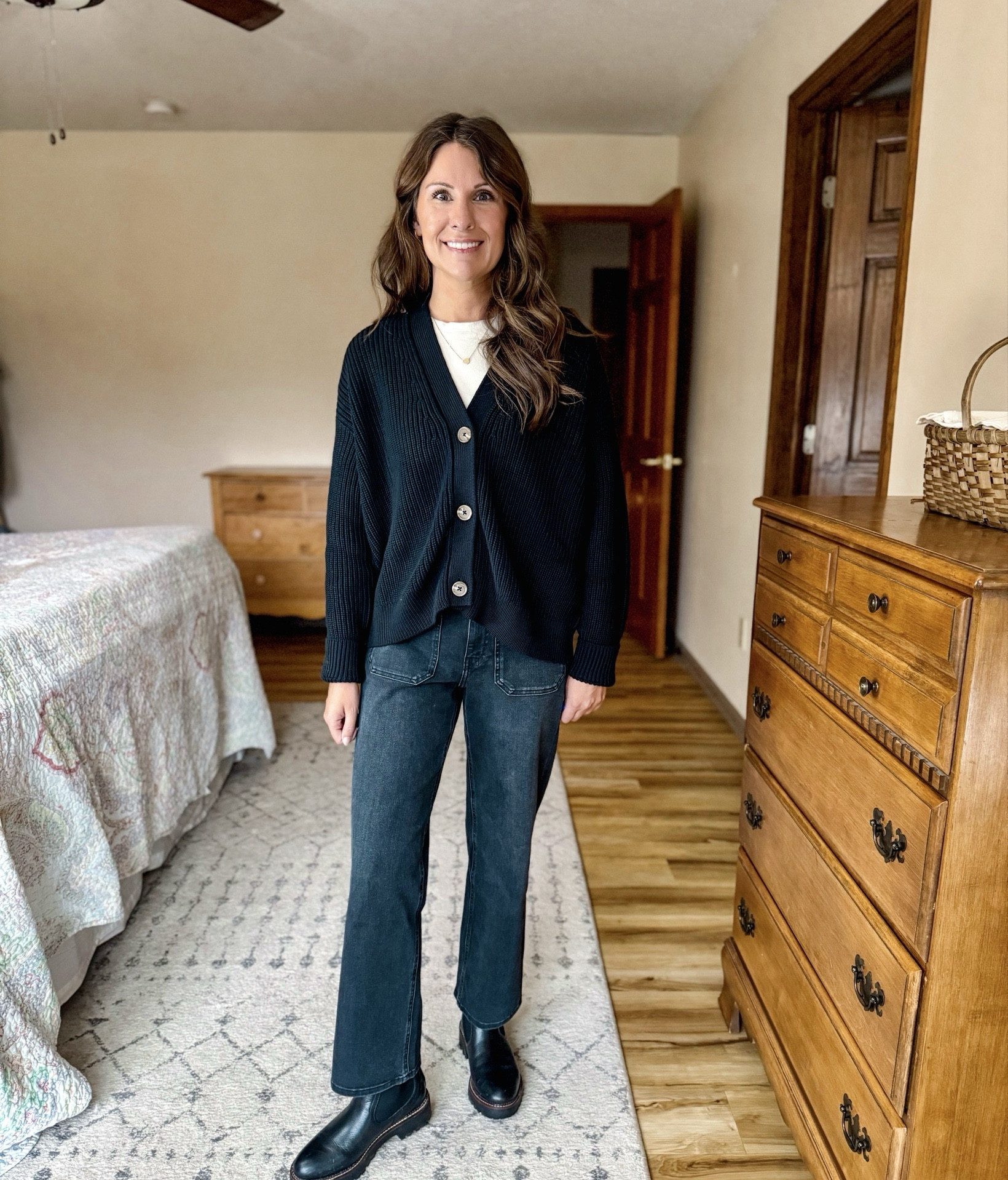 FAVORITE quince sweaters (some of my colors are sold out, but sweaters are still available in other colors)


#LTKPetite #LTKSeasonal #LTKootd