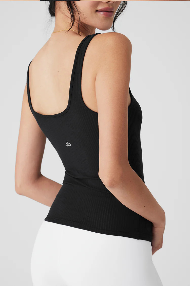 Ribbed Sea Coast Scoop Neck Tank - Black | Alo Yoga (US)
