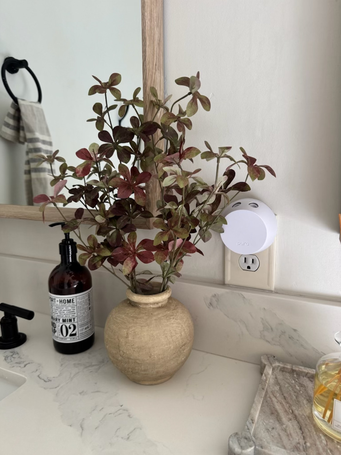 Pura 4 Smart Home Diffuser!! ! Loving the fall scents right now in our house!

@Pura #PuraPartner #Pura #FallFragrance 

 #LTKSeasonal #LTKHome #LTKFindsUnder100