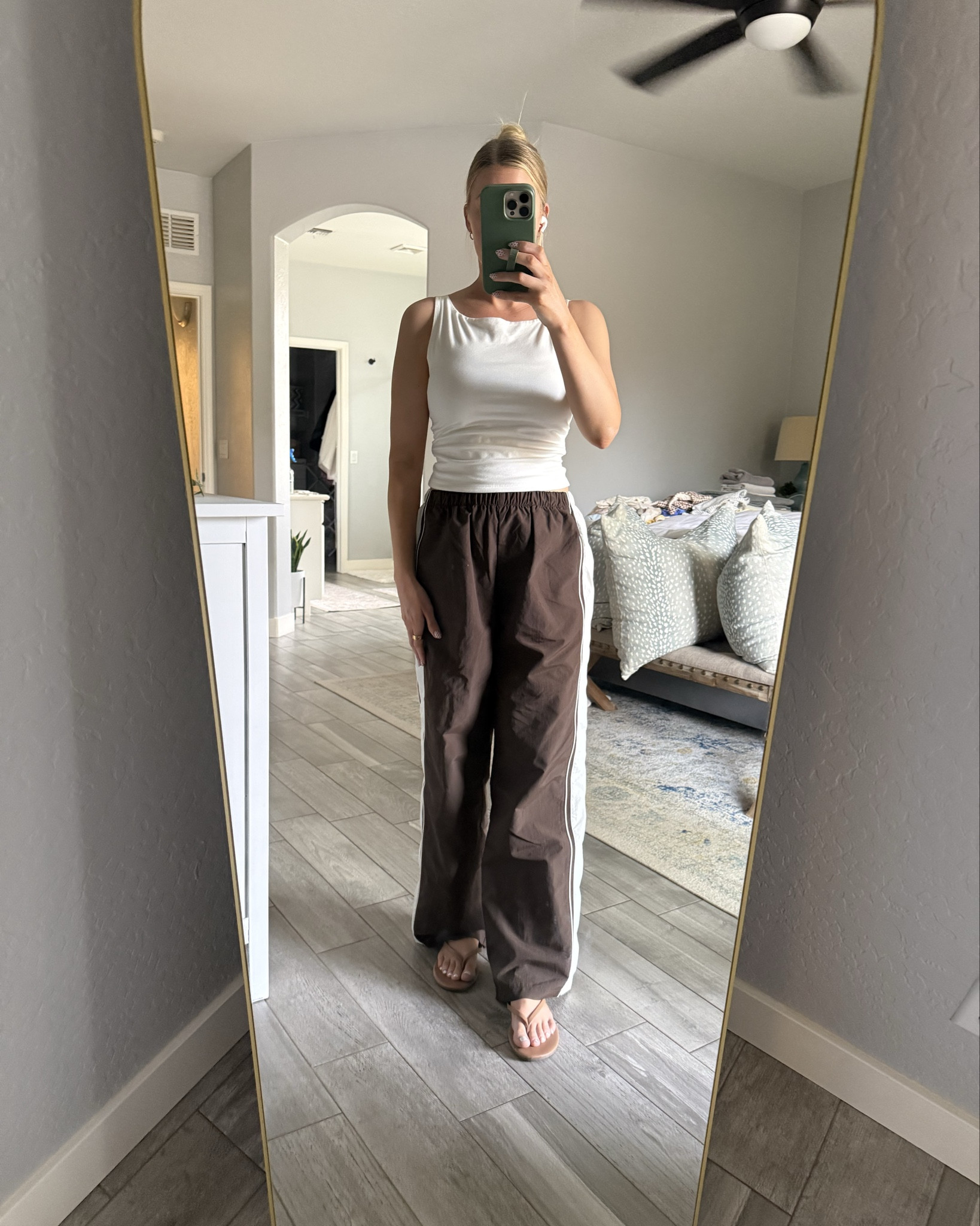 I’m here for a $6 tank top and some comfy track pants anyday! Walmart is my jam and I love affordable fashion 👏🏻

#walmartfinds #affordablefashion

#LTKActive #LTKmomlife