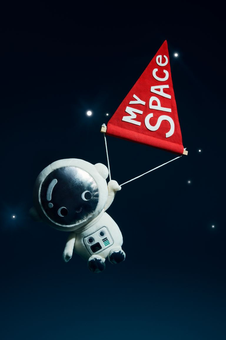 Spaceman Soft Toy | H&M (US + CA)