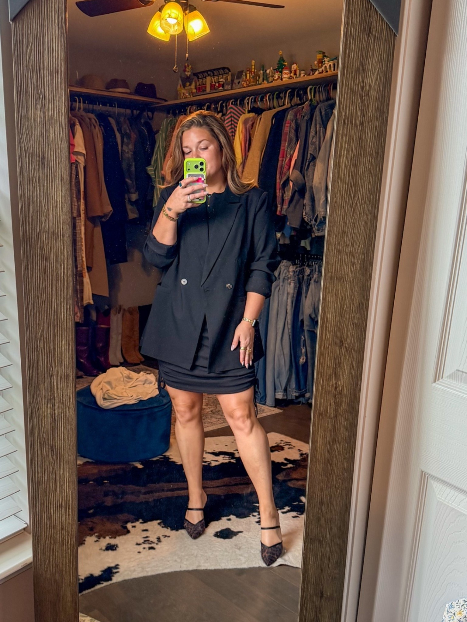 Oversized Blazer: XL
Amazon Dress: XL
Heels: TTS

#LTKootd #LTKgrwm #LTKSeasonal