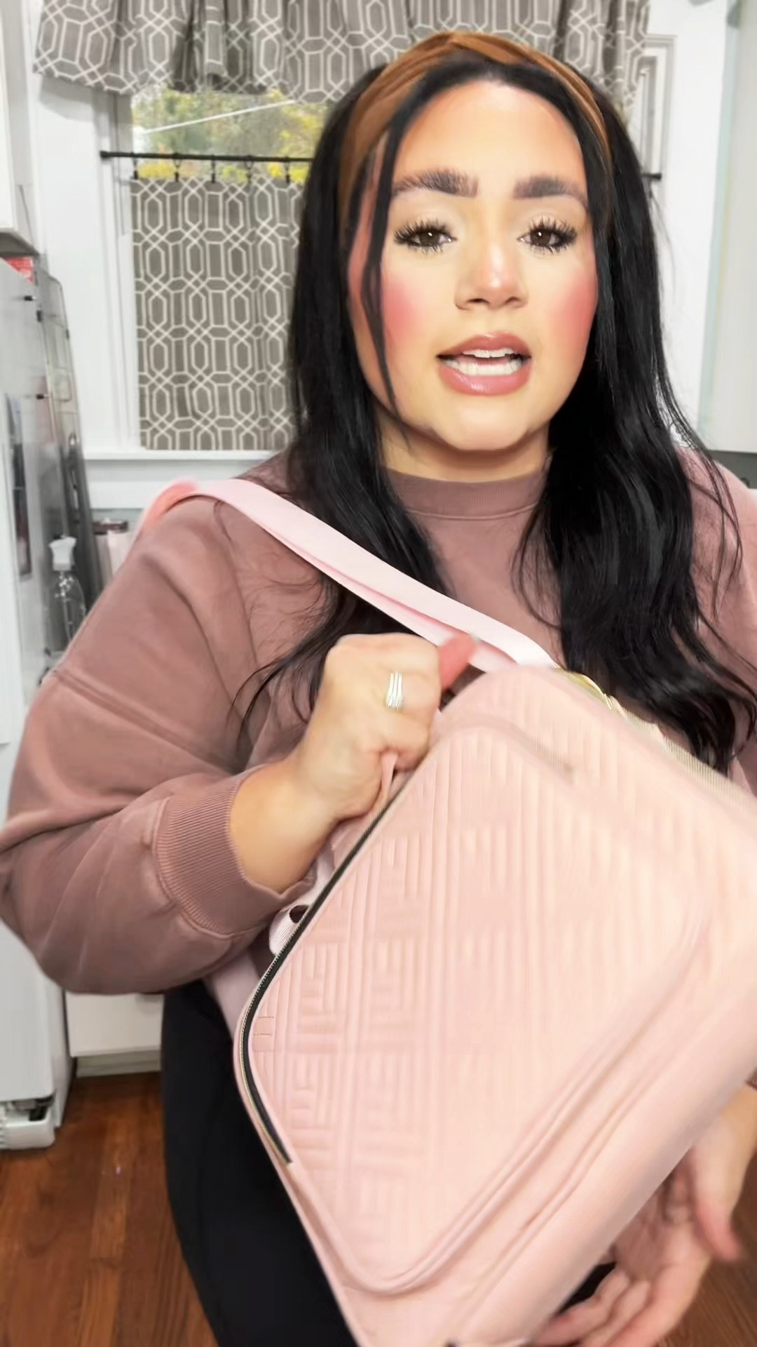 If you need a sweet Christian gift for Christmas, this Bible bag is literally perfect 🤍✨ Holds everything for church or devotion time. Linked below!

#LTKHoliday #LTKGiftGuide #LTKselfcare