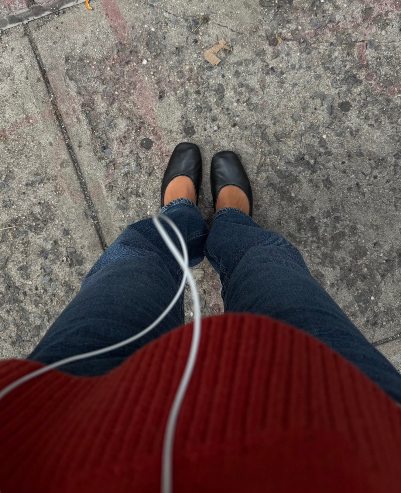 Everlane black flats, Sézane red sweater and agolde jeans  
#fallstyle #fallfashion

#LTKdayinmylife #LTKootd #LTKgrwm