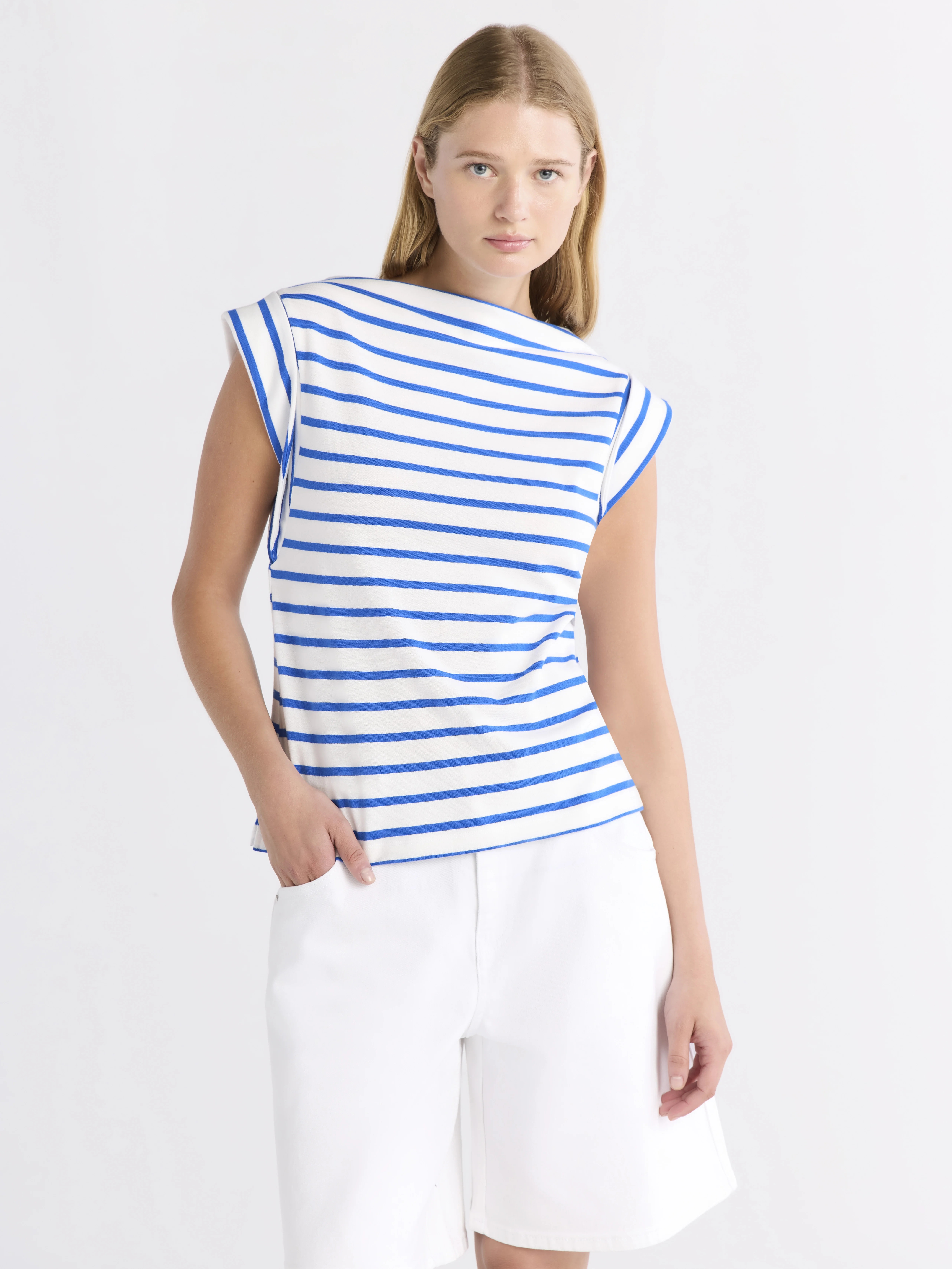 Free Assembly Women's and Women's Plus Cotton Boatneck Tee with Wide Cap Sleeves, Sizes XS-4X | Walmart (US)
