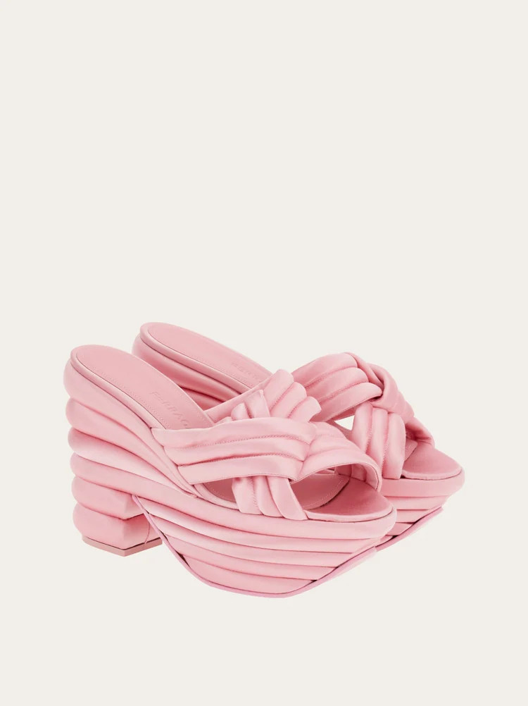 Sandal with sculptural platform | Ferragamo