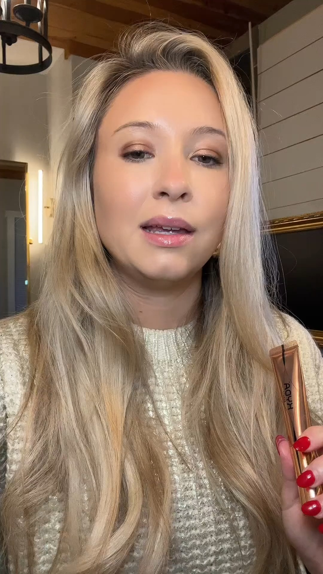 Why is the KYDA Blush Beauty Wand giving Charlotte Tilbury energy 😳
Glowy, blendable, and that lit from within flush is unreal.


#kydabeauty #blushwand #charlottetilburyvibes #liquidblush #glowyskin #makeupobsessed #beautyfinds #tiktokbeauty #blushgoals 

 #LTKselfcare #LTKU #LTKBeauty