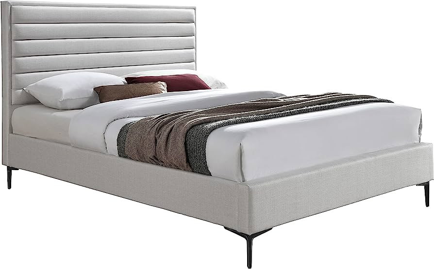 Meridian Furniture Hunter Collection Durable Linen Textured Polyester Fabric Bed with Deep Horizo... | Amazon (US)