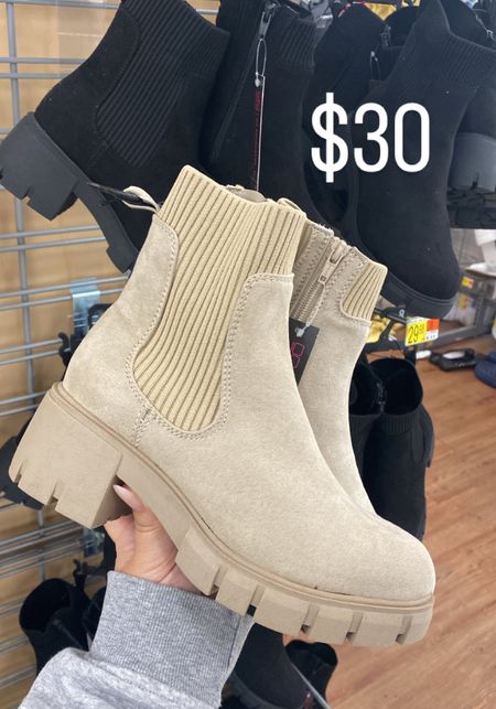 Walmart winter boots 

#LTKshoecrush #LTKsalealert
