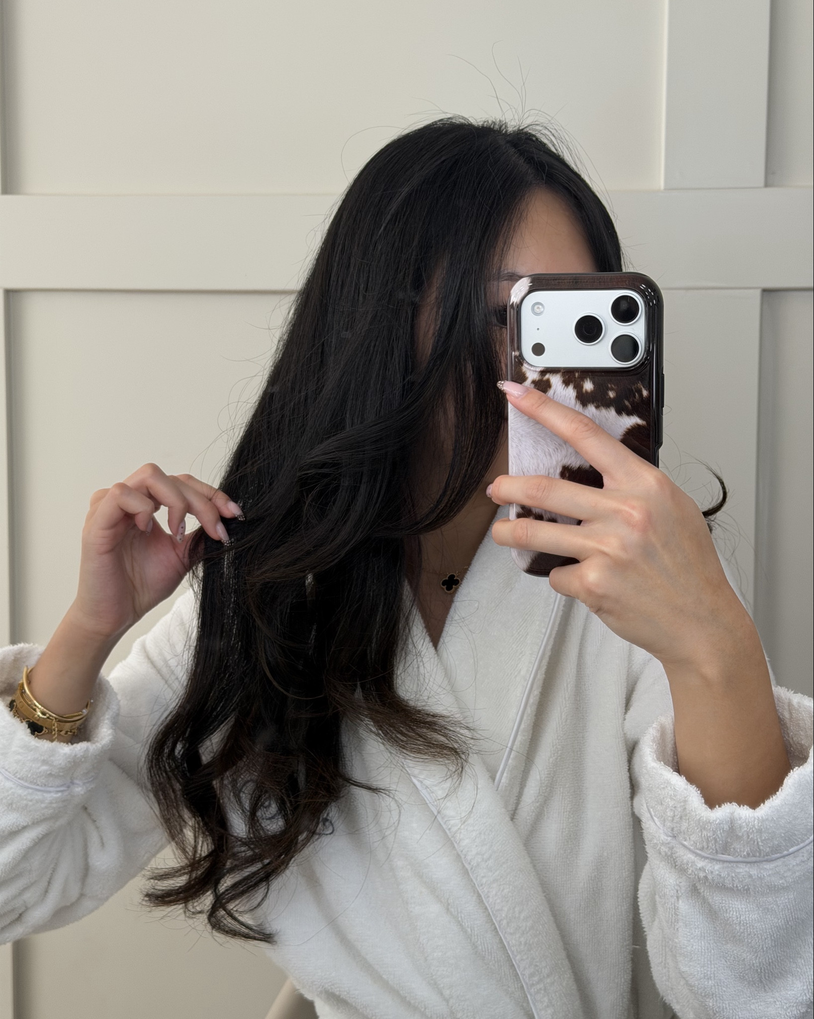 for that smooth anti-frizzy soft waves!! my new hair toy for this season because WOWWWW 🥹🤎

#LTKBeauty #LTKHoliday #LTKGiftGuide