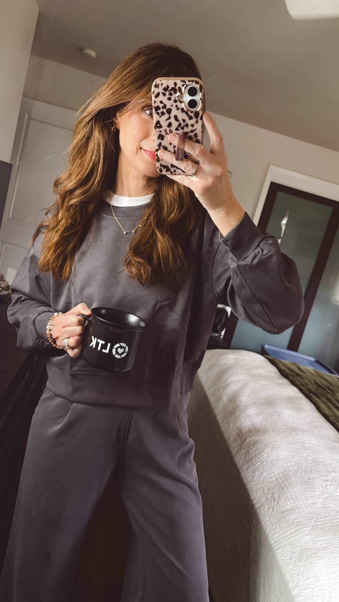 What I’m wearing tomorrow for Saturday errands and basketball games.

This set has that light and airy feel. Modal Soft Trouser Yoga Pants and matching cropped modal Sweatshirt

So soft!! Silky and comfy
Love the flat waist and pleats. Flowy leg, elevated look

Tons of color choices.

And they come in 3 different inseams!!


I’m wearing a small tall. The perfect length 
Sweatshirt small


#LTKootd #LTKFindsUnder50 #LTKFindsUnder100