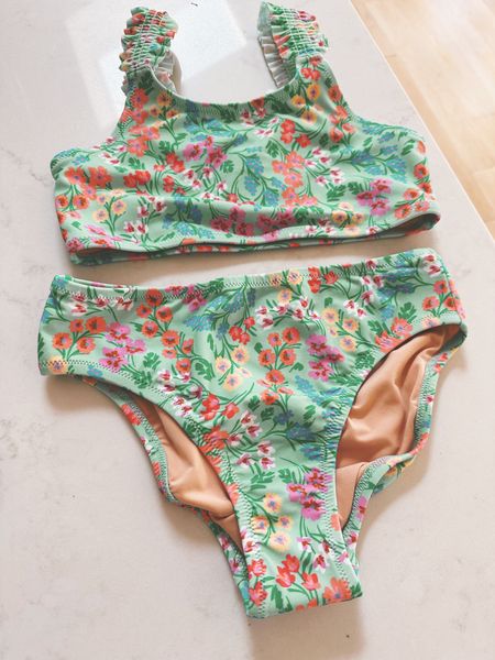 Girl’s floral bathing swim suit 👙 #suit #swim