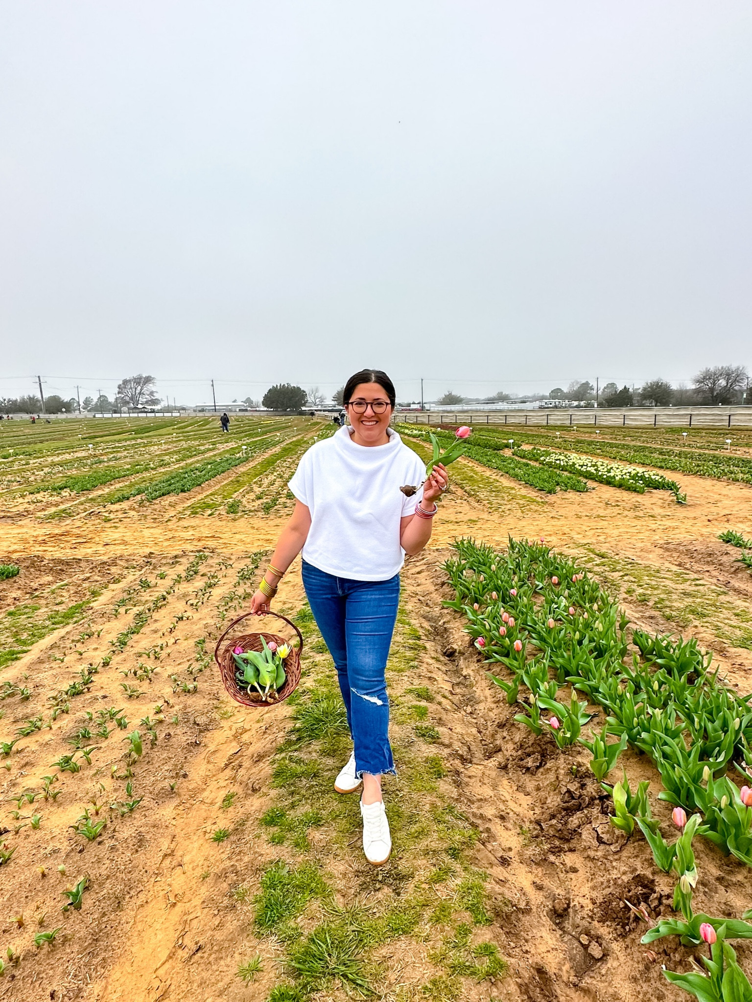 Casual OOTD while tulip picking 🌷🤍 my Dudley Stephens mock neck short sleeve cropped fleece pullover is ON SALE

#LTKSale #LTKFind #LTKunder100