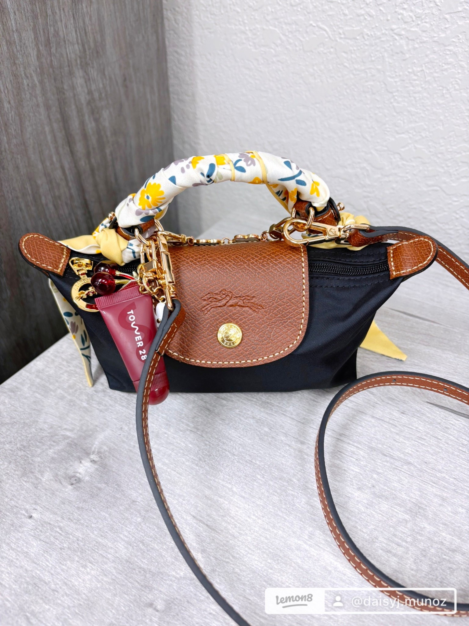 I love this bag. It actually fits so much 

#LTKStyleTip #LTKItBag #LTKWorkwear