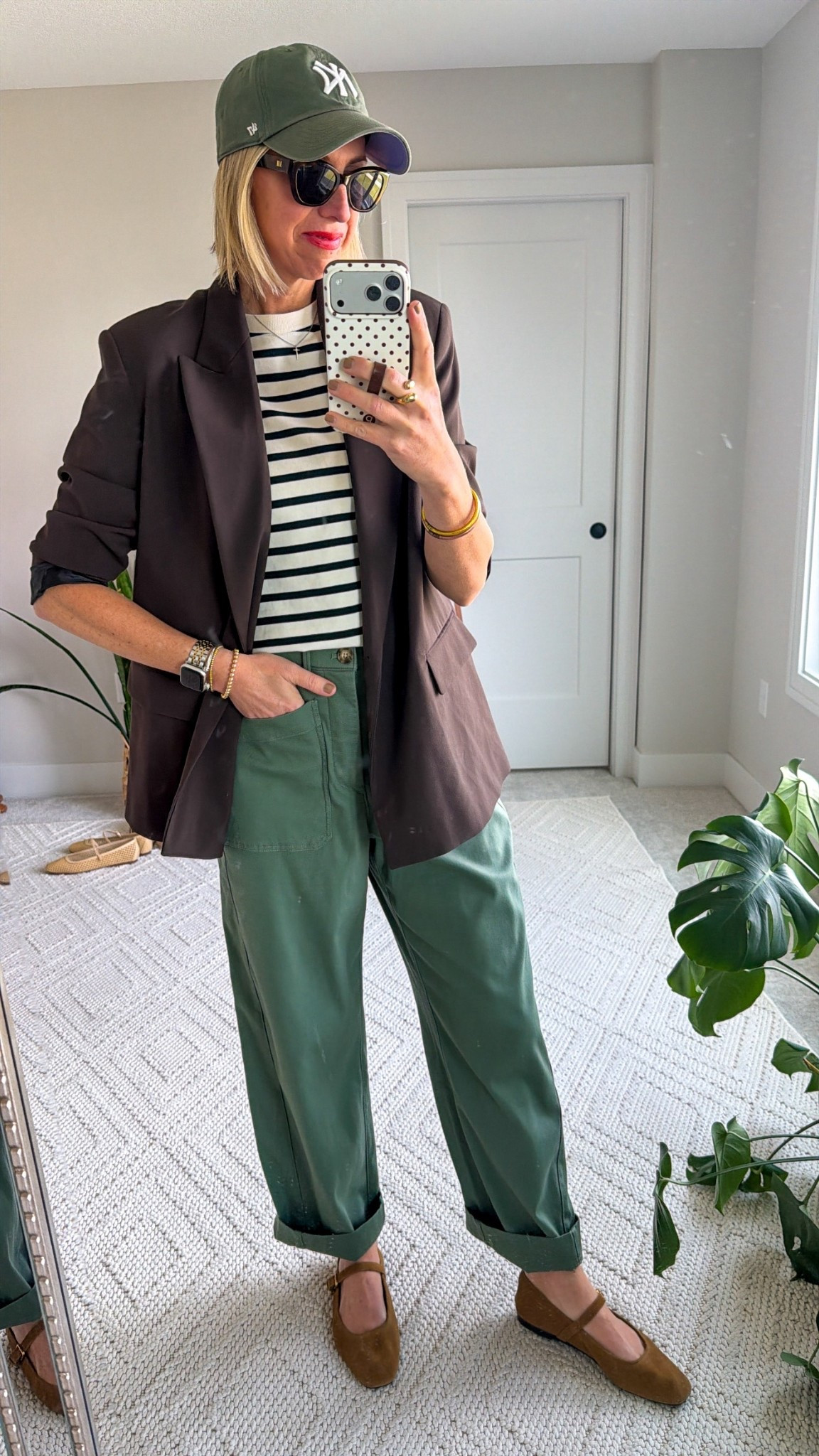 OOTD!

*Spanx pants wearing a size medium in the tall length (I’m 5’10” for height reference) 

#LTKSeasonal #LTKootd #LTKOver40