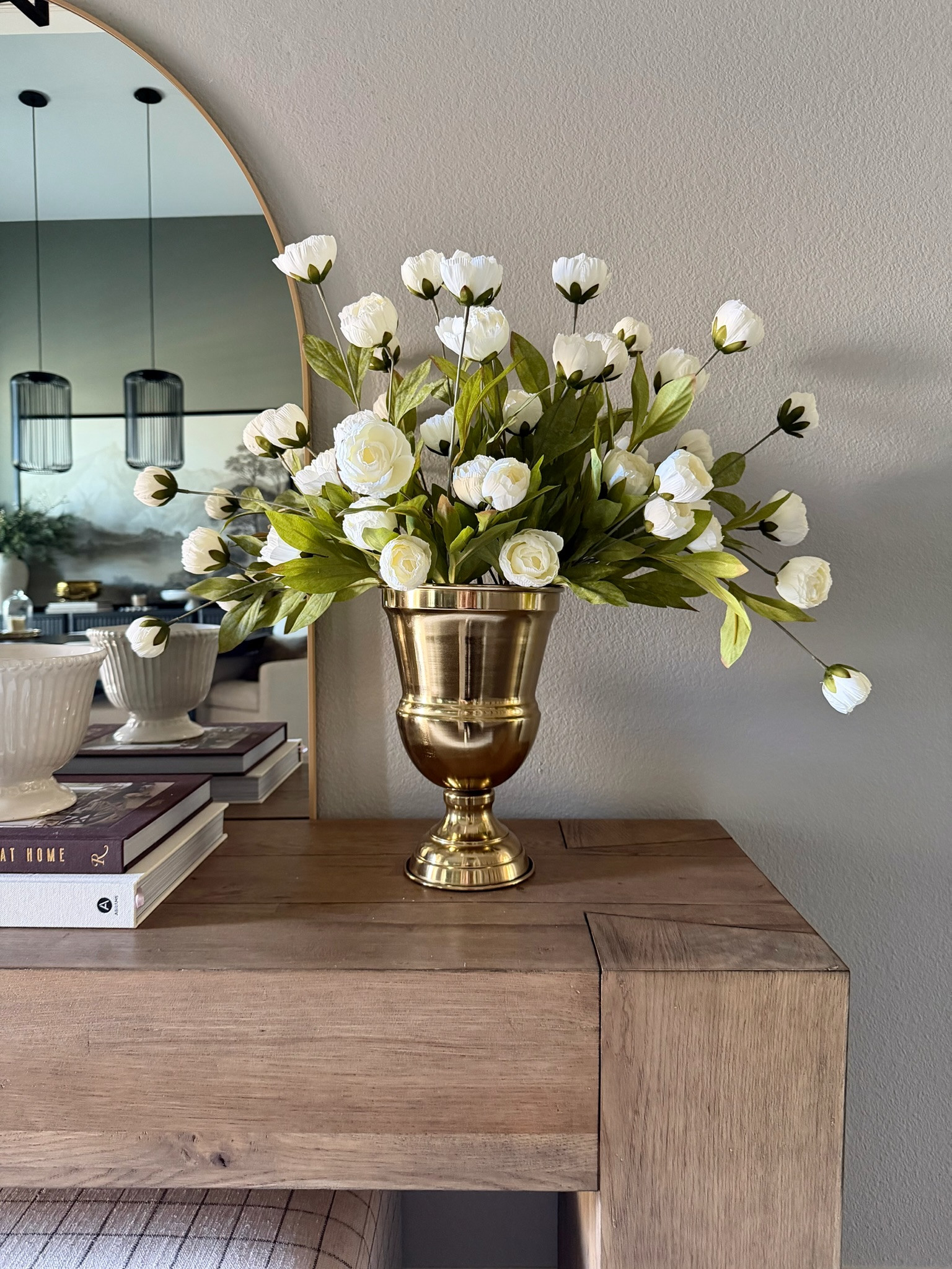 I used 12 cream colored stems total for this arrangement and I couldn’t be happier with how it turned out!🤩  

#amazon #wayfair #homedecor #fauxstems #fauxflorals #brassvase #modernhomedecor #neutralhomedecor #springflorals

#LTKselfcare #LTKHome #LTKSeasonal