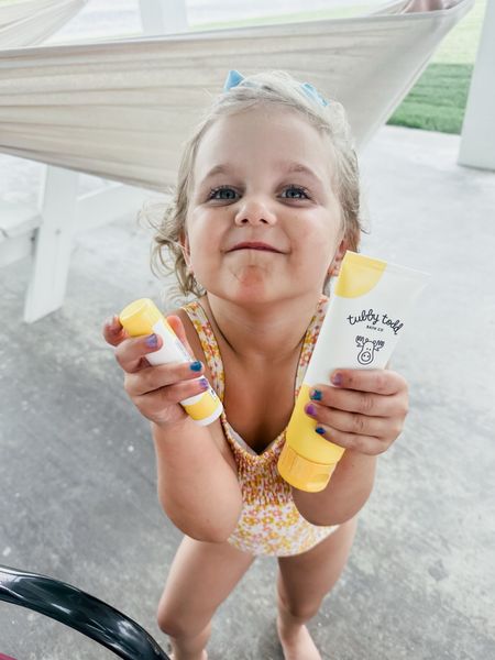 Our favorite and only sunscreen we use for the kids because of the clean ingredients! 

THEBLOOMINGNEST sunscreen beach pool summer sun 



#LTKSwim #LTKKids #LTKSeasonal