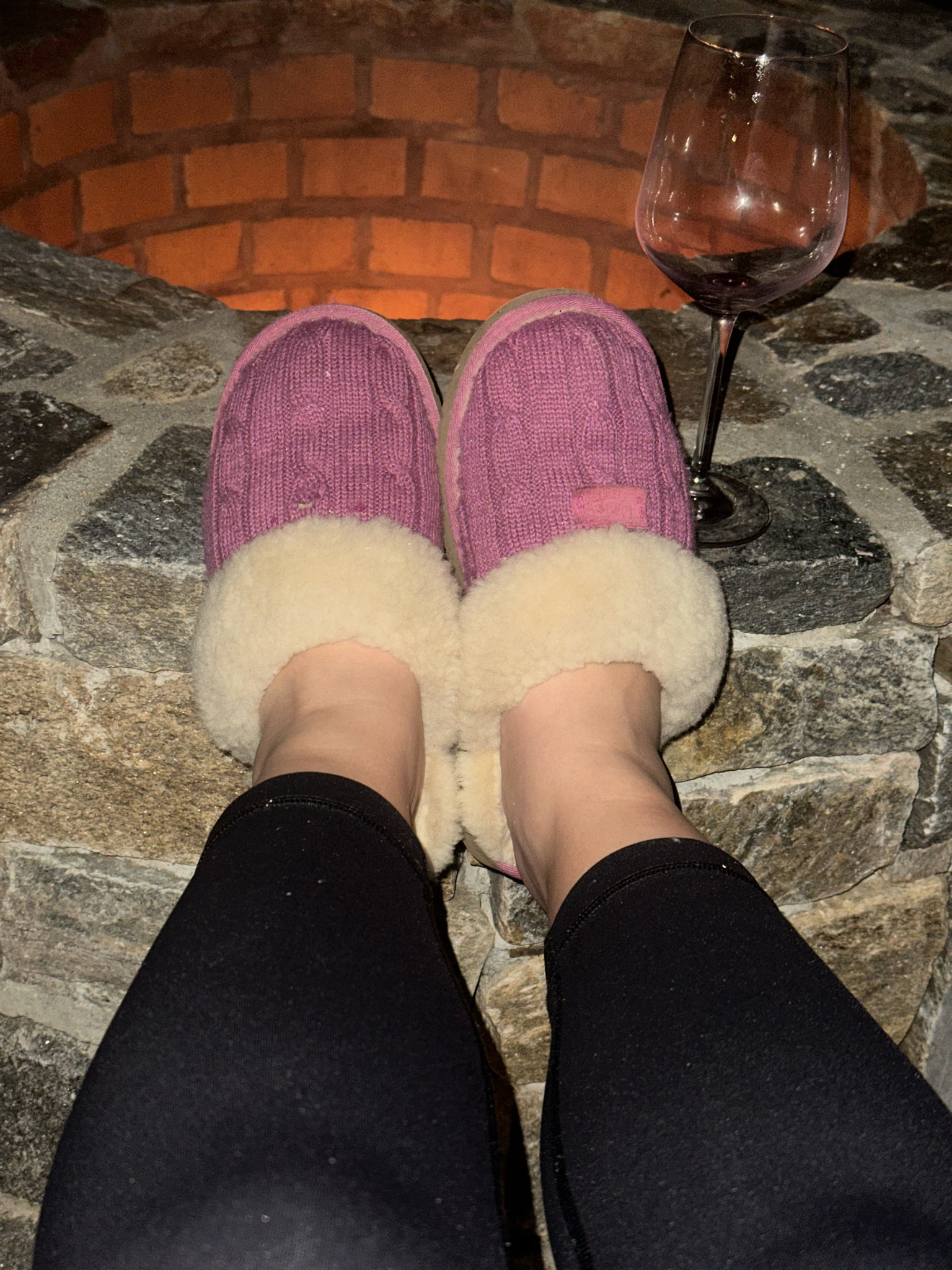 Weekends are for comfy slippers. And these ugg slippers also make a great gift. 

#LTKShoeCrush #LTKStyleTip #LTKSeasonal