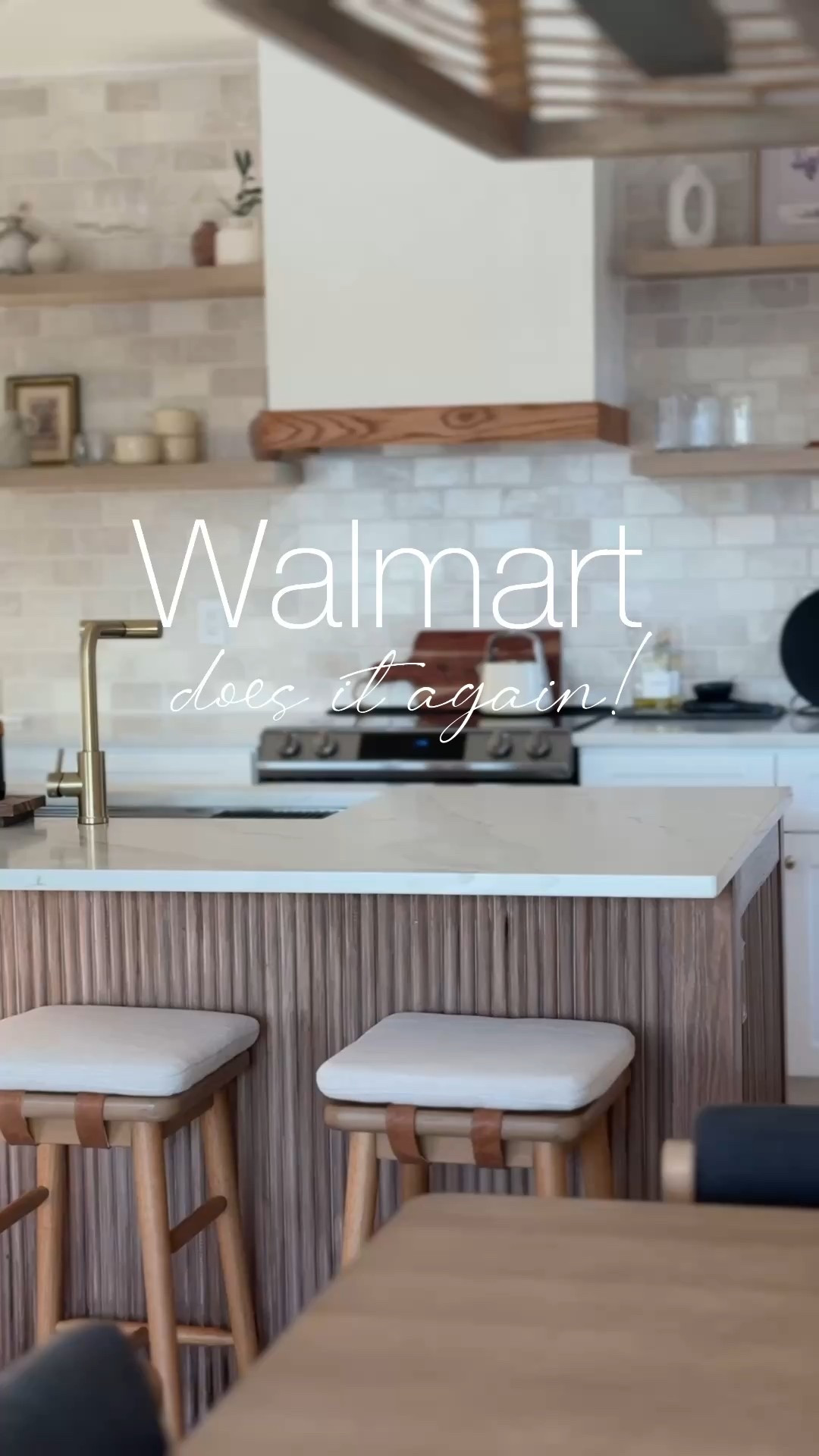 Walmart home finds for a neutral home 😍 who knew Walmart had such cute stuff? 😍 I have everything linked in my bio 🤍 #homedecor #walmarthome #walmartfinds #walmartfurnituresection #walmartkitchen 
