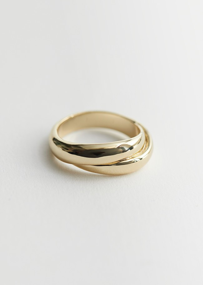 Twist Finish Ring | & Other Stories (EU + UK)