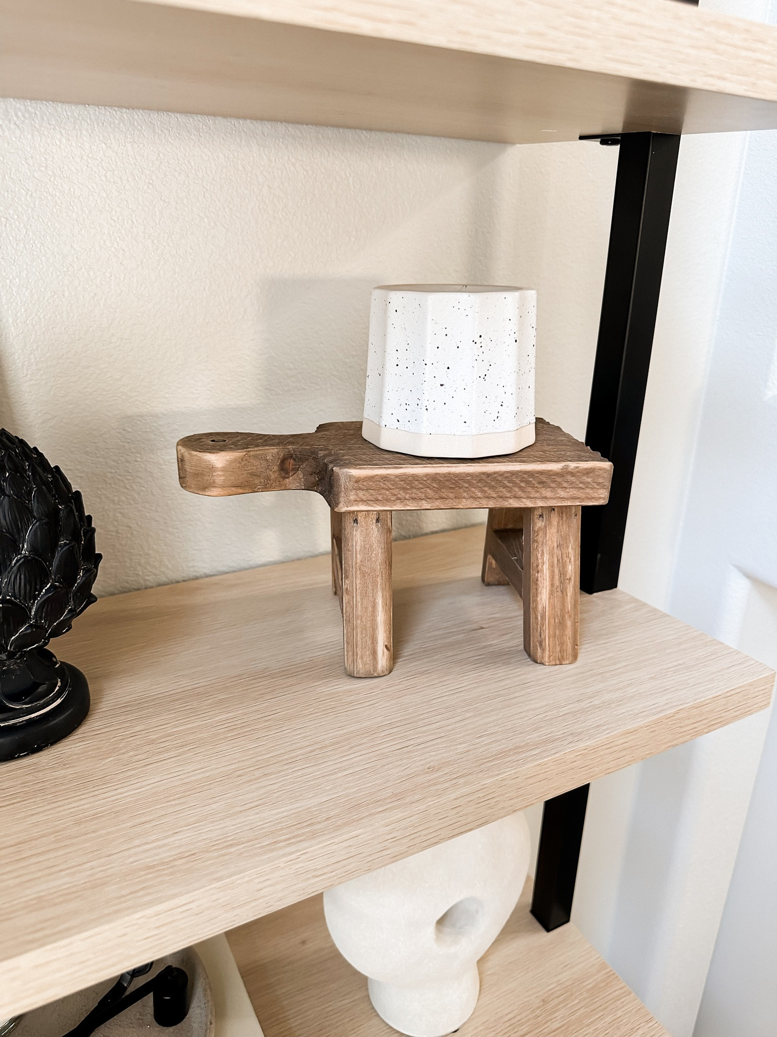Pepper + Vetiver Wood Riser
#ad
@pepperandvetiver



Neutral Home
Organic Modern

#LTKhome #LTKunder50 #LTKFind