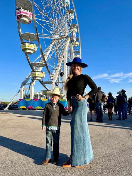 Rodeo, Rodeo Austin outfit, women’s rodeo outfit, blue jean maxi skirt, cowgirl boots, Kemo Sabe hat, boys western wear, boys rodeo outfitt