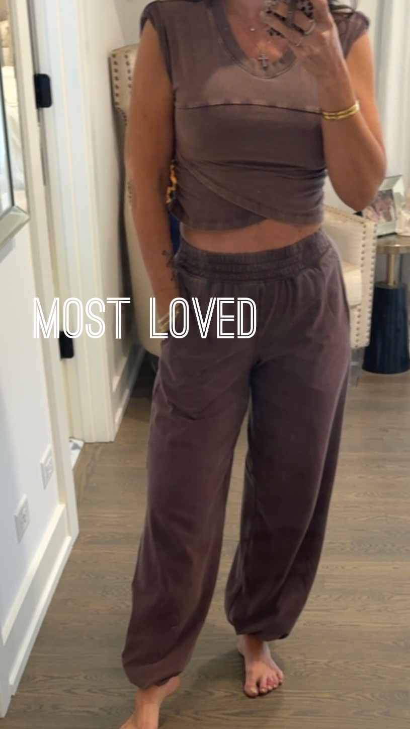 This two piece set perfect for every day, or travel days    TTS in small

Outfits, travel￼

#LTKmomlife #LTKOver40 #LTKTravel