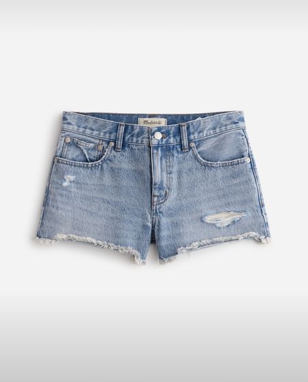 Shopping the Madewell sale & I found these cute wardrobe staples!! ON SALE this weekend - in the LTK app only!

Love cutoff denim shorts in the summer along with neutral accessories! 💍 Plus you can never have enough black tanks in your closet! 

#LTKSeasonal #LTKxMadewell #LTKSaleAlert