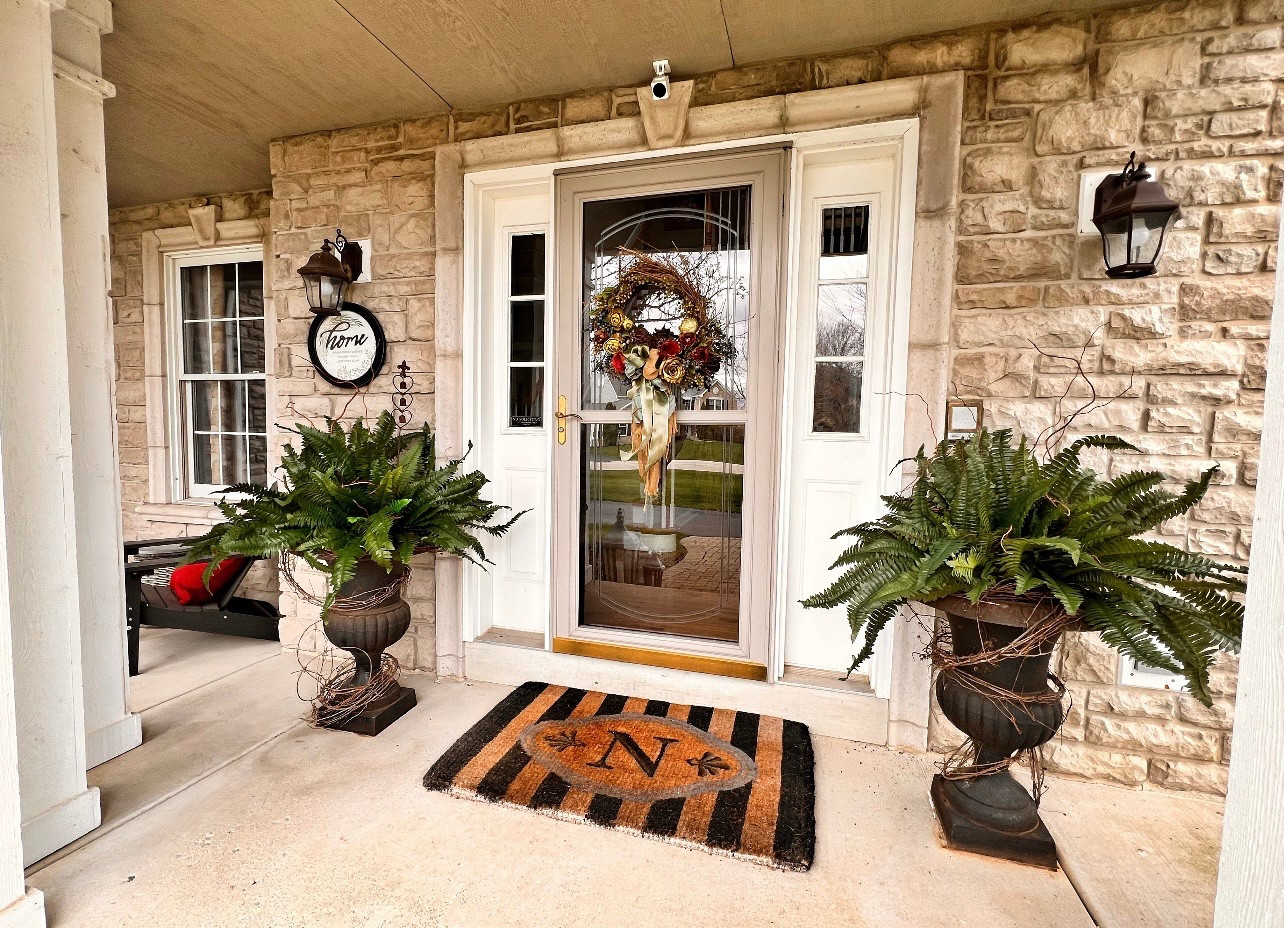 Love these new faux ferns for my urns 🌺

#LTKHome #LTKSeasonal #LTKStyleTip