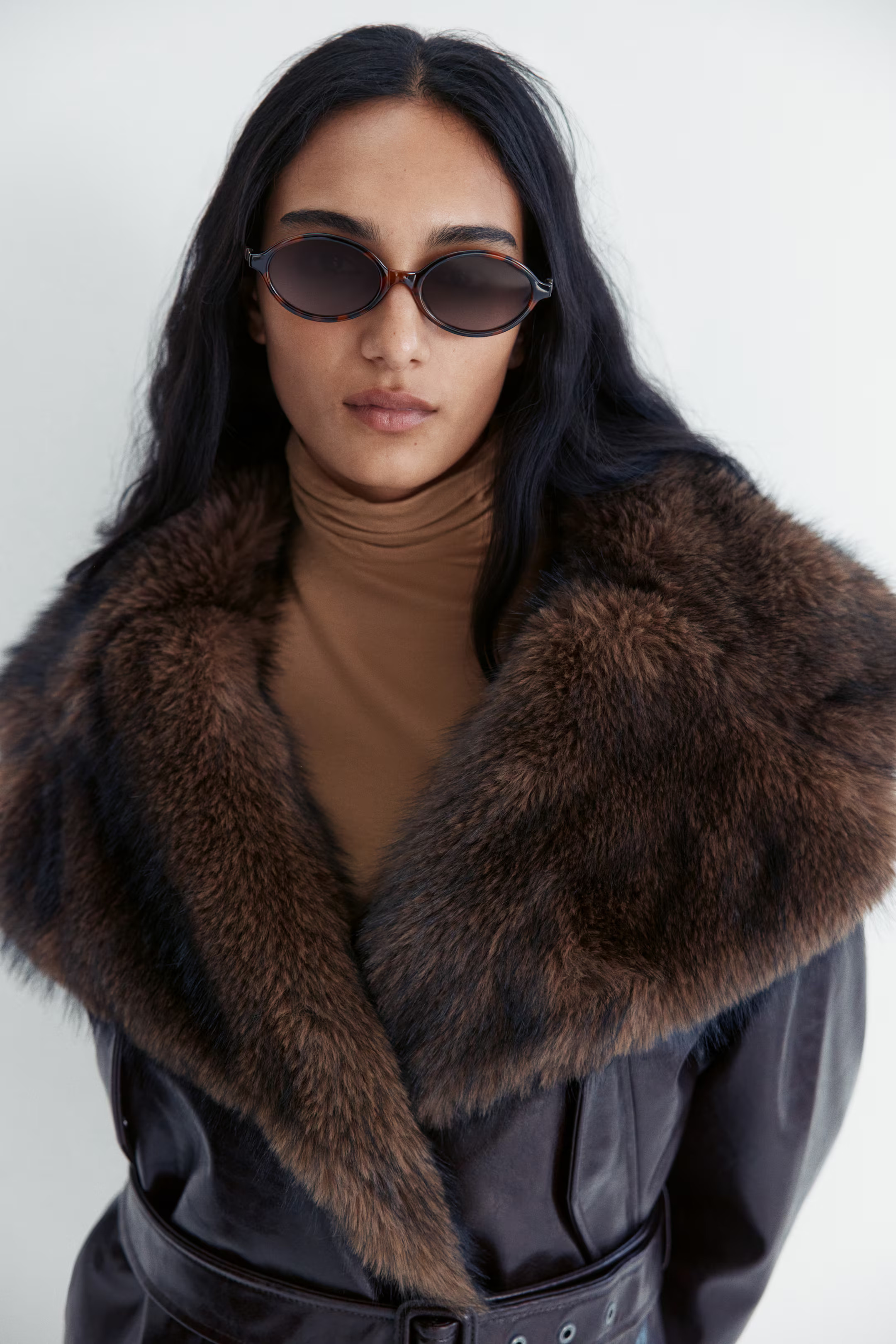 Oval Sunglasses | H&M (US + CA)