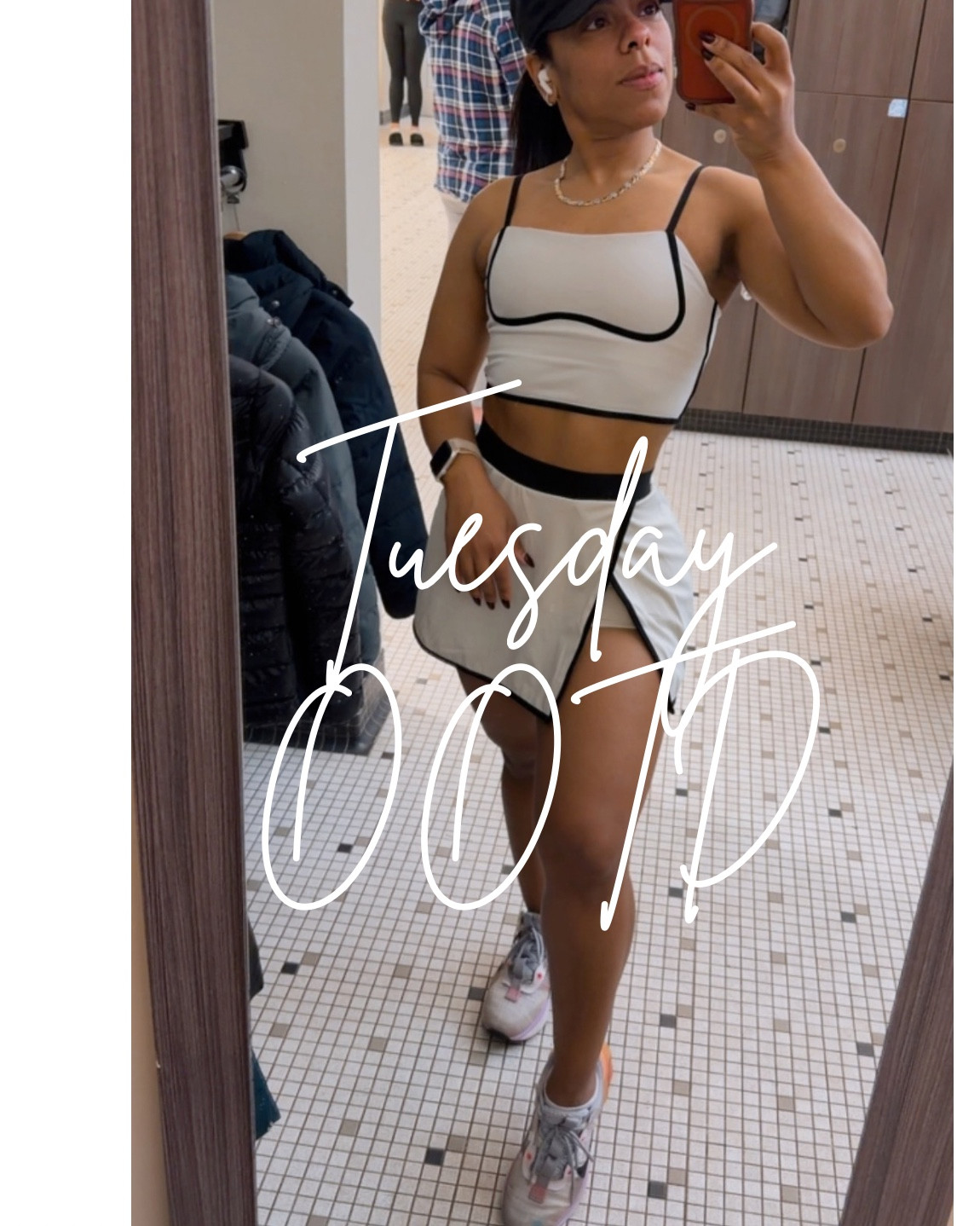Tennis skirt energy but make it gym edition 🎾✨
Comfy, flattering, and perfect for a Tuesday sweat.
Shop the look in my LTK.

#LTKfitnessgoals #LTKmomlife #LTKActive